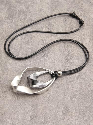 JAOYU Bohemian Necklaces for Women Leather Necklace Wood Pendant Choker Long Brown Necklace Chunky Circle Boho Hippie Jewelry - style: Bohemian Necklaces